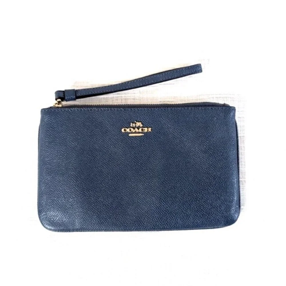 Like New Coach Navy‎ Wristlet 7 3/4